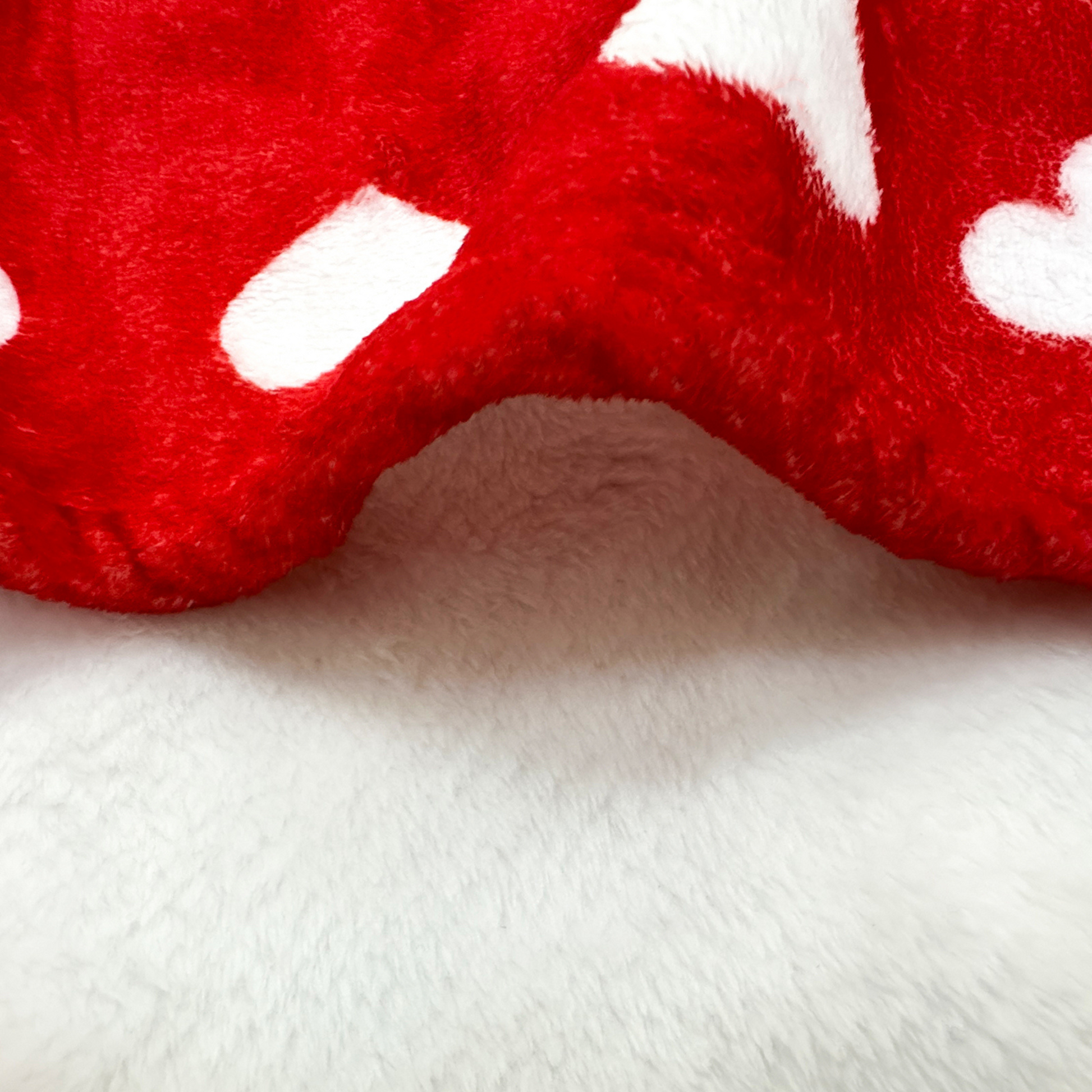 close up on a cute blanket red love